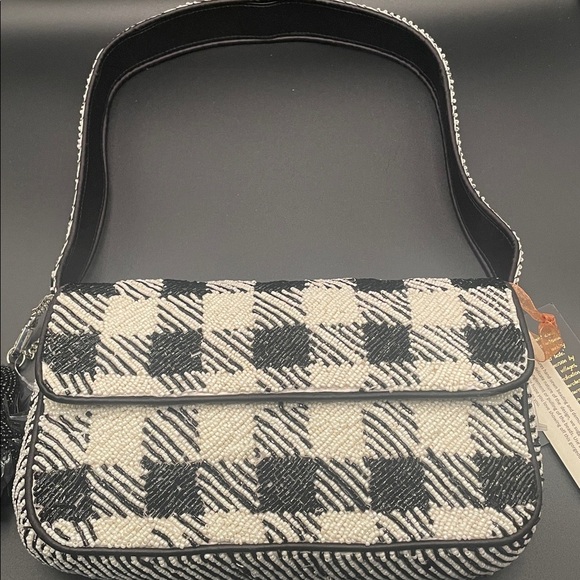 VIRAL Black and White Checkered Beaded Bag w/Swan Charm Handmade in India NWT - Picture 3 of 10